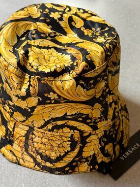 VERSACE REVERSIBLE POLYAMIDE BUCKET HAT BAROQUE PATTERN SIZE 59 $670USD